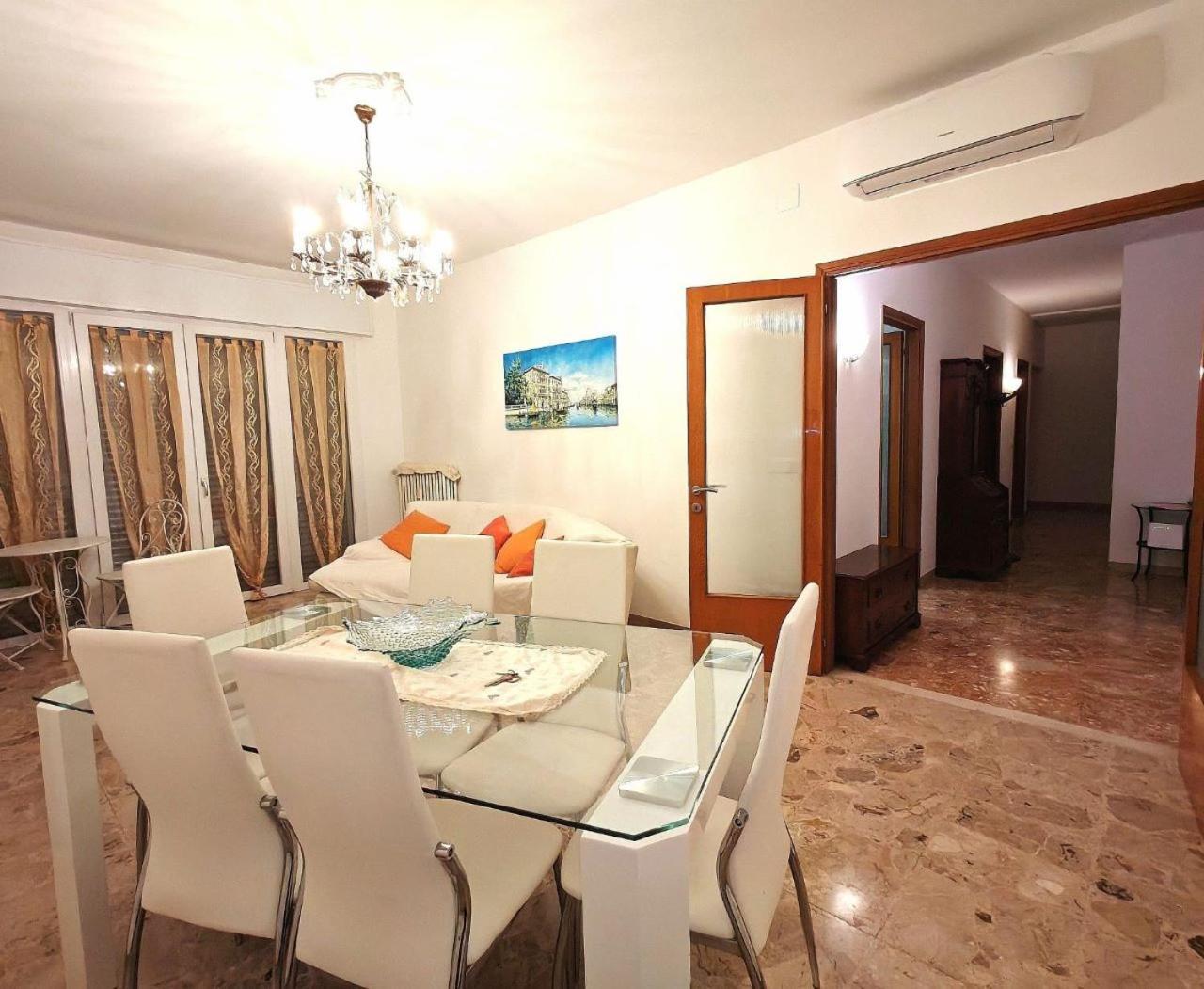 Laura Apartment Venice 4 P. 15 M To Venice Mestre Ngoại thất bức ảnh
