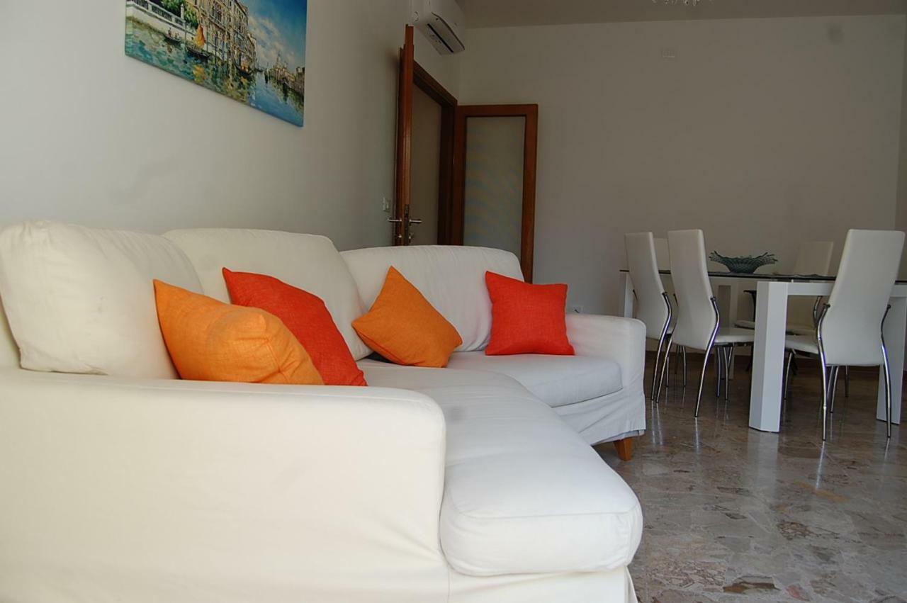Laura Apartment Venice 4 P. 15 M To Venice Mestre Ngoại thất bức ảnh